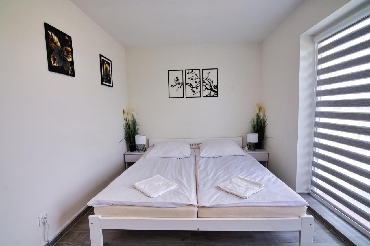House Of Energy - Zator Przeciszow Apartment Exterior photo
